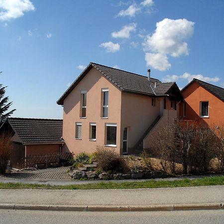Appartment Aux Lilas Les Geneveys-sur-Coffrane Exteriör bild
