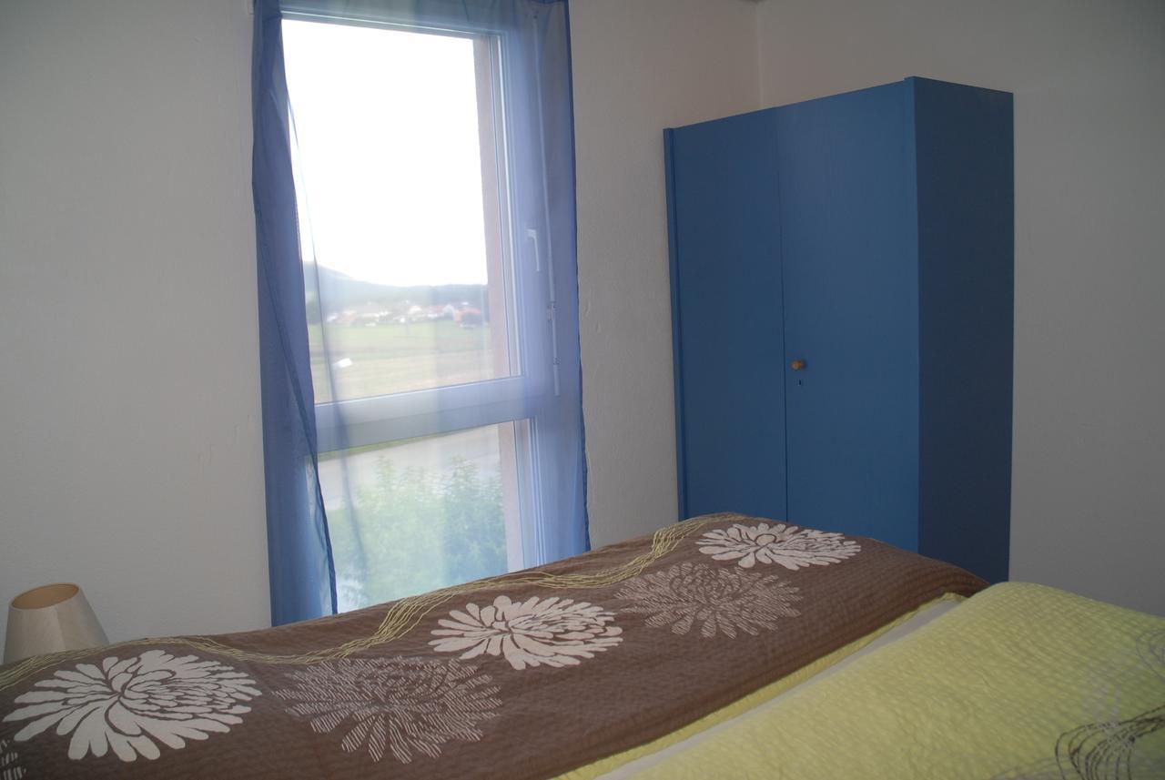 Appartment Aux Lilas Les Geneveys-sur-Coffrane Exteriör bild