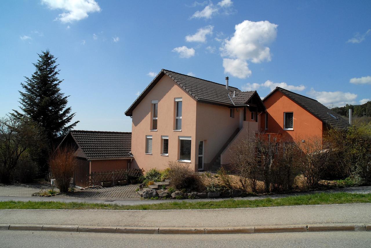 Appartment Aux Lilas Les Geneveys-sur-Coffrane Exteriör bild