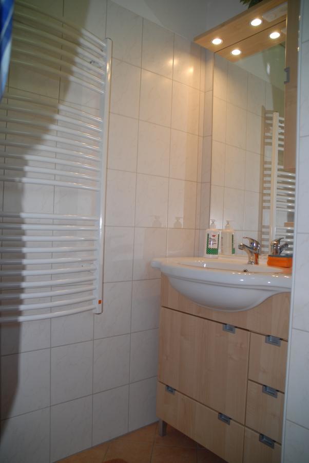 Appartment Aux Lilas Les Geneveys-sur-Coffrane Exteriör bild