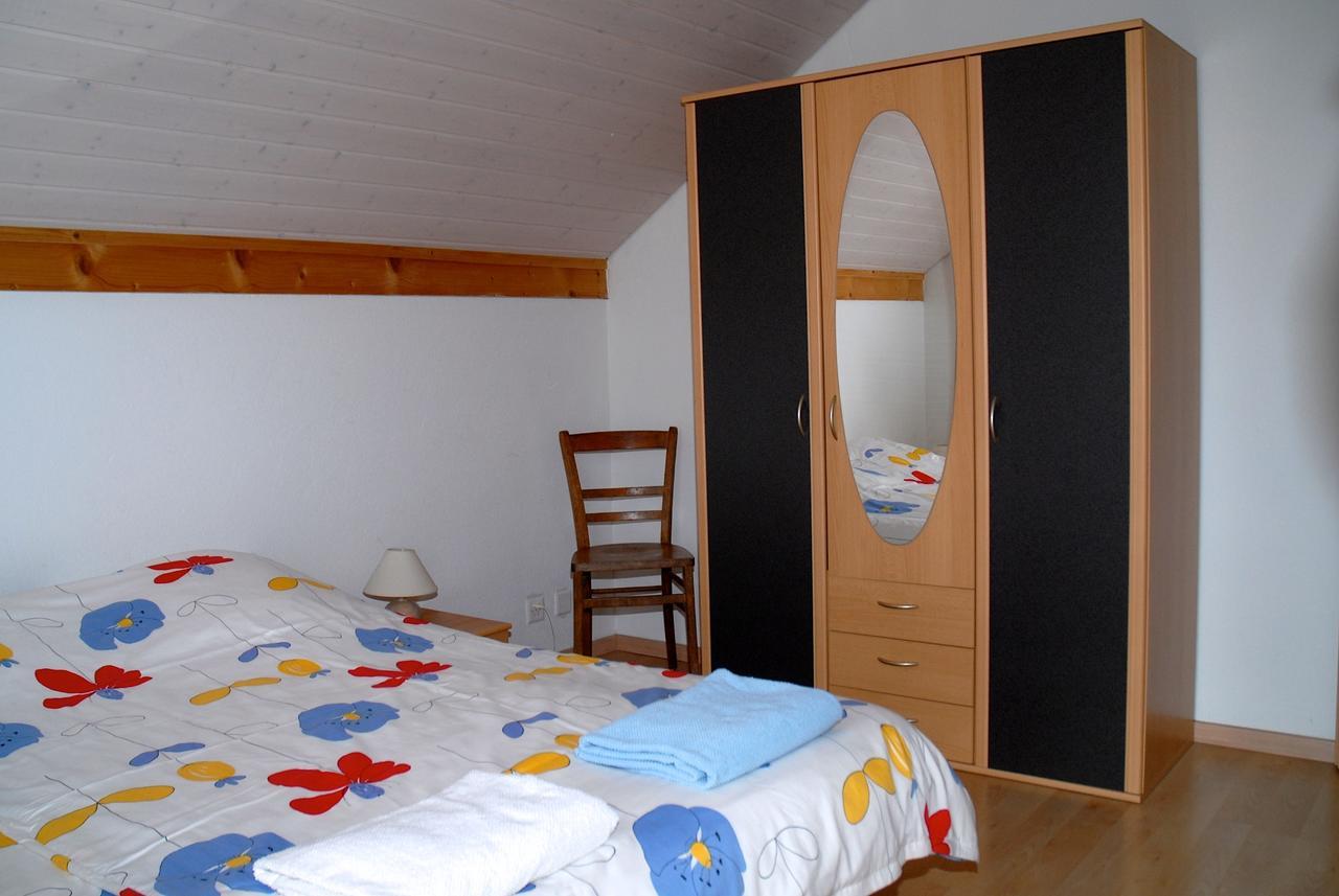 Appartment Aux Lilas Les Geneveys-sur-Coffrane Exteriör bild