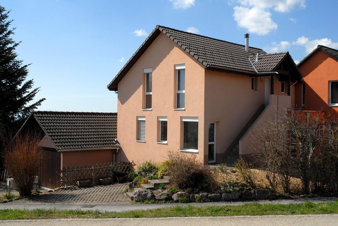 Appartment Aux Lilas Les Geneveys-sur-Coffrane Exteriör bild